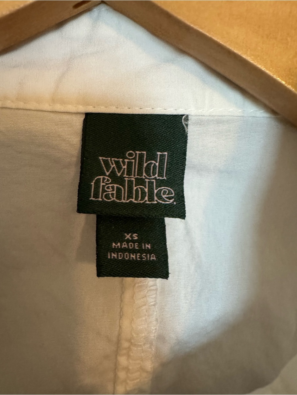 wild fable White Ruched-Side Button Down Shirt Bell Style Sleeve XS - Picture 6 of 15